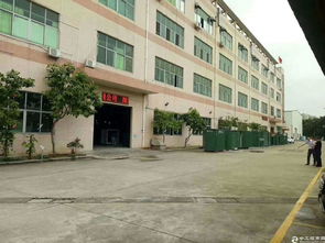 龍崗中心城附近二樓現成服裝廠房1200平