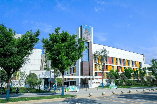 中鐵置業神速布局 拿地僅3天，項目案名已流出，大華第二小學助力教育發展